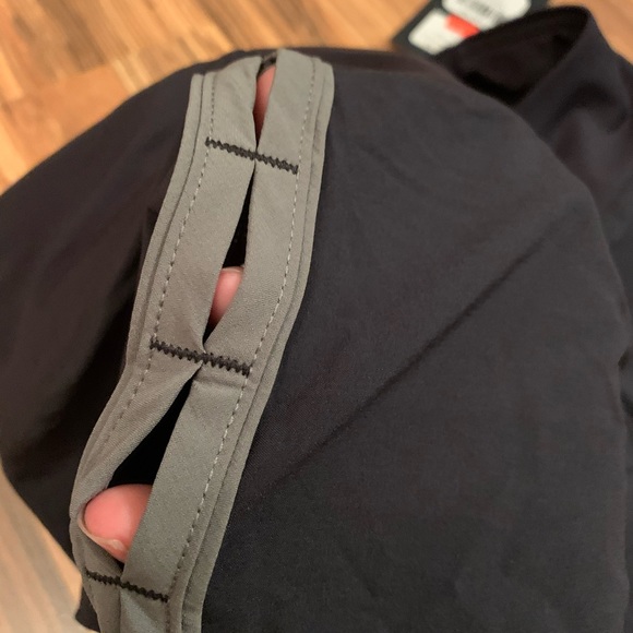 ASICS - Running Shorts 🏃🏻‍♀️ - Picture 6 of 11